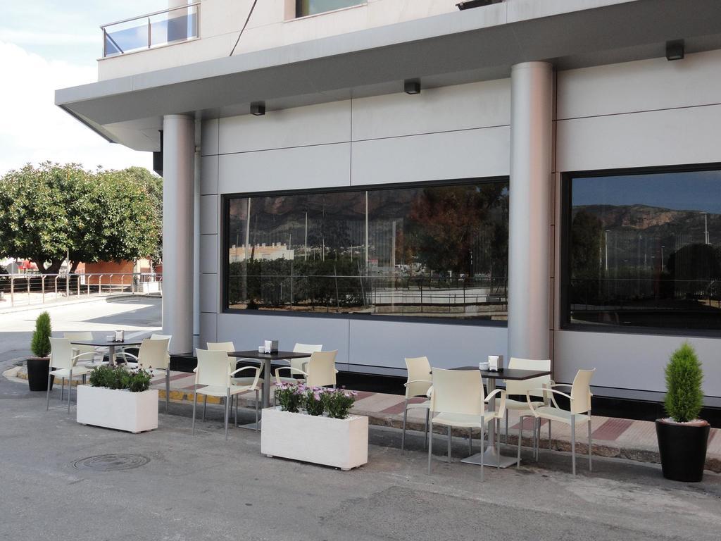 Отель Nou Avenida Гата-де-Горгос Экстерьер фото